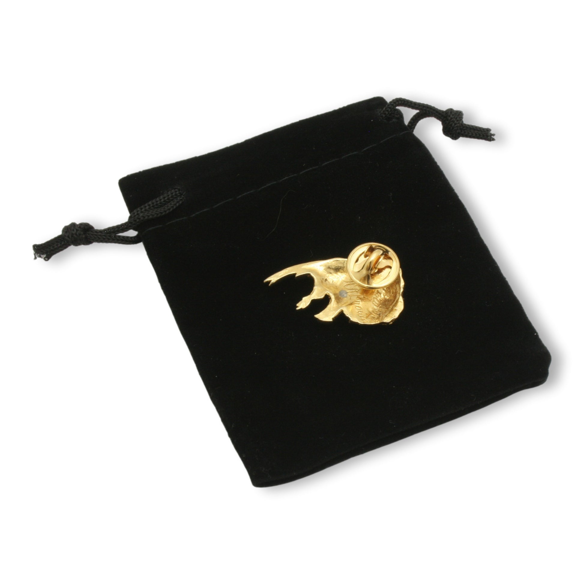 Gold Spaniel and Pheasant Pin Badge Back